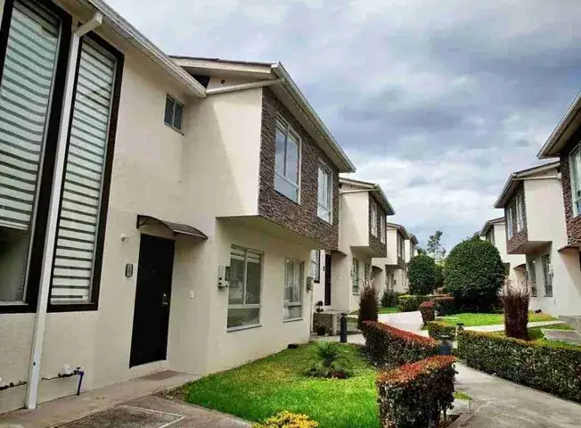 Casa en venta en La Armenia - fotografía de la propiedad